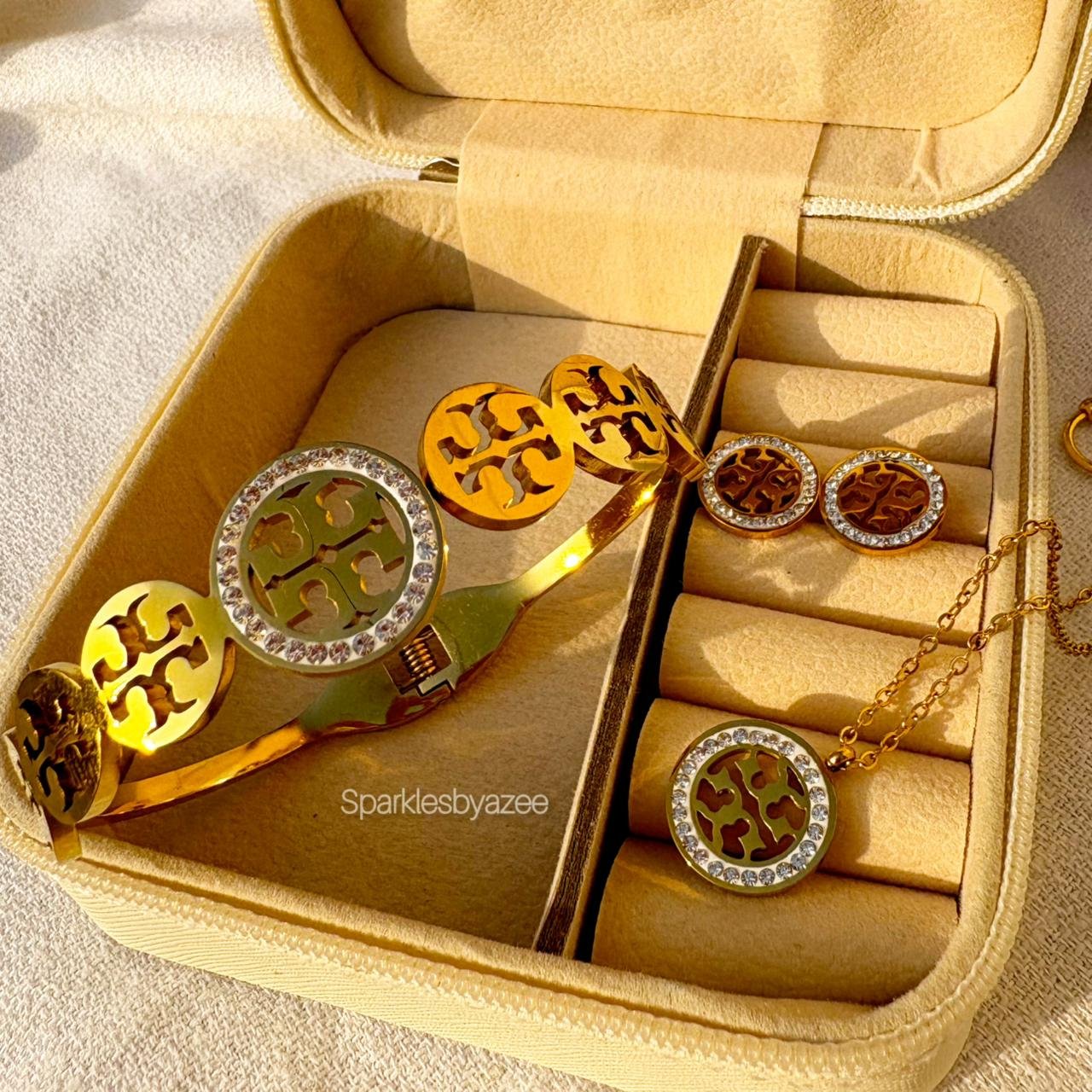 Set of Tory Bruch Necklace- Studs- Bracelet (18K Gold Plated)